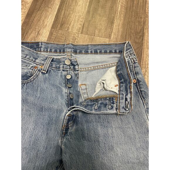 Levi’s 501 Button-Fly Cutoff Jorts – Size W31 / L30 - Picture 3 of 10